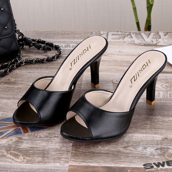 2020 summer new sandals and slippers fashion wild high-heeled fish mouth casual large size female sandals and slippers, Black
2020 summer new sandals and slippers fashion wild high-heeled fish mouth casual large size female sandals and slippers, Black
