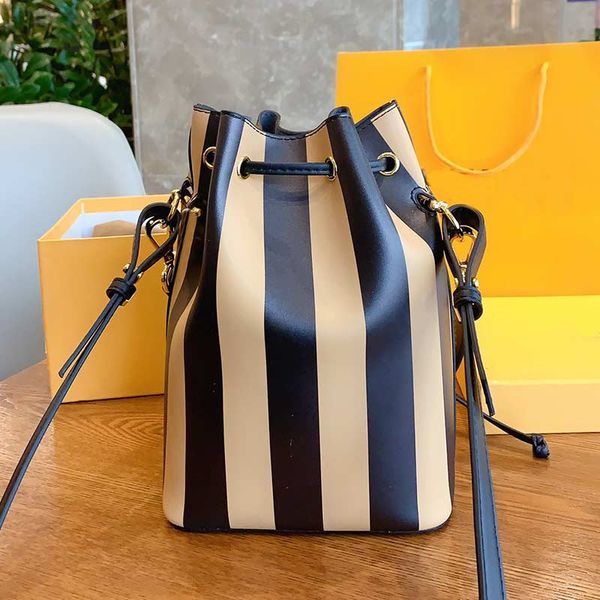 lady bucket bag pvc tote handbag womens oblique shoulder bag style crossbody handbag women sling print handbag purse
