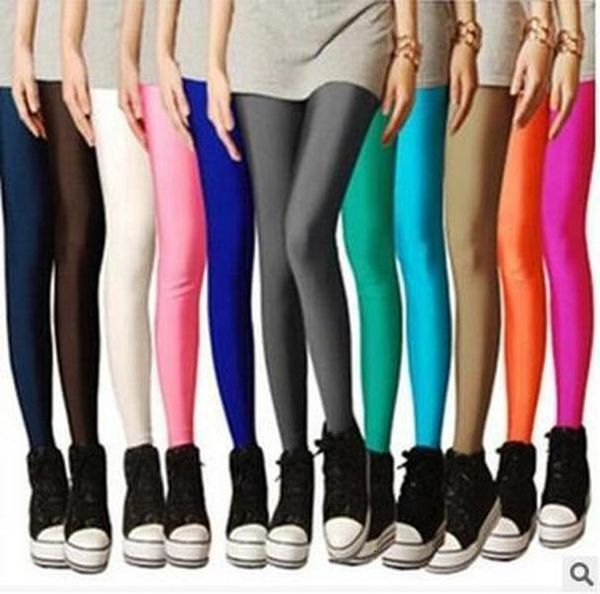 2020 new spring solid candy neon leggings for women high stretched female legging pants girl geometric clothing leggins plug size, Black
2020 new spring solid candy neon leggings for women high stretched female legging pants girl geometric clothing leggins plug size, Black