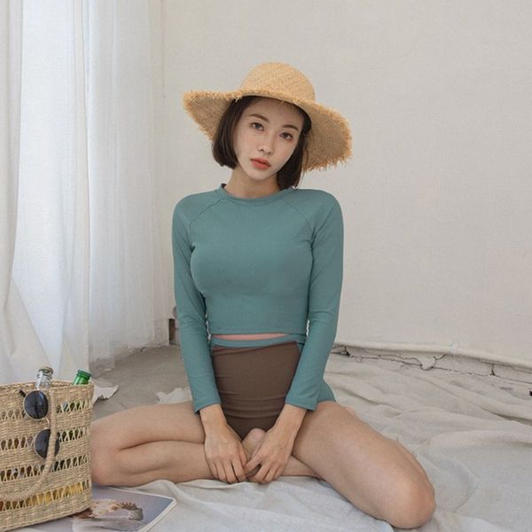 2019 new korean long-sleeved bikini anti-slip split triangle swimsuit gathering bikini swimsuit, White;black
2019 new korean long-sleeved bikini anti-slip split triangle swimsuit gathering bikini swimsuit, White;black