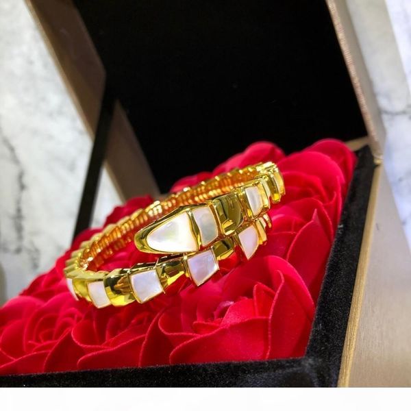 the new ladies gold plated fashion bracelet elegant alex and charming decoration titanium bangle crystal, Black
the new ladies gold plated fashion bracelet elegant alex and charming decoration titanium bangle crystal, Black