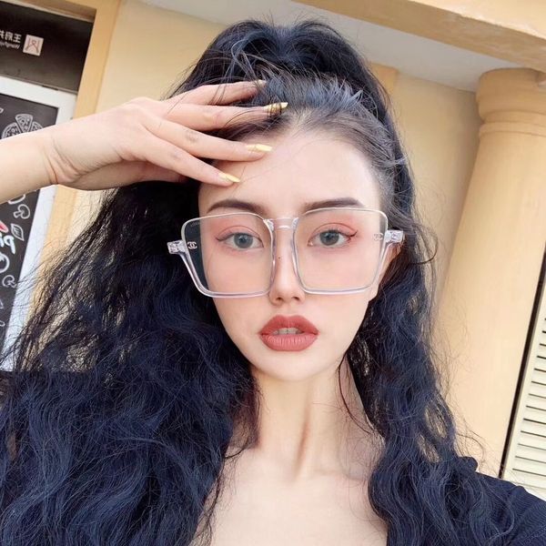 grandma xiang 2019 sun new box glasses metal plate half-frame sun glasses uv-proof fashion sunglasses, White;black
grandma xiang 2019 sun new box glasses metal plate half-frame sun glasses uv-proof fashion sunglasses, White;black