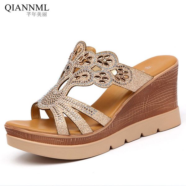 plus size 33-43 women's slides summer shoes 2020 quality rhinestone gladiator slippers woman platform wedges slides, Black
plus size 33-43 women's slides summer shoes 2020 quality rhinestone gladiator slippers woman platform wedges slides, Black
