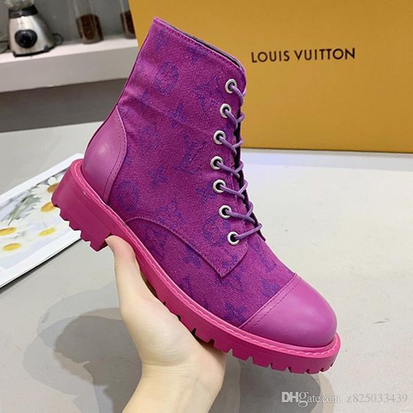 new leather boots women ankle boots motocycle shoes winter lace -up 2020 new british style bottes femmes women fashion shoes luxury design s
new leather boots women ankle boots motocycle shoes winter lace -up 2020 new british style bottes femmes women fashion shoes luxury design s