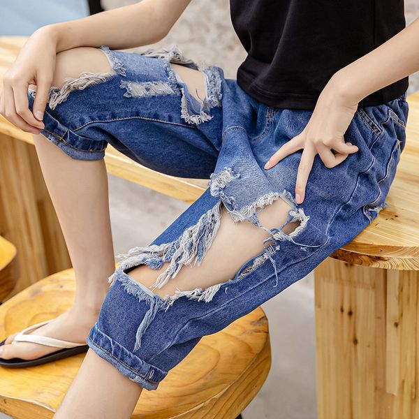 girls' pants 2020 autumn fashion children's and jeans loose hole jeans begging pants fashionable foreign style, Blue
girls' pants 2020 autumn fashion children's and jeans loose hole jeans begging pants fashionable foreign style, Blue