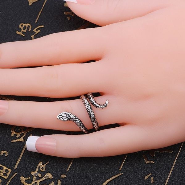 retro punk animal snake ring men's snake men's hip hop rings men and women adjustable rings cool knight jewelry, Golden;silver
retro punk animal snake ring men's snake men's hip hop rings men and women adjustable rings cool knight jewelry, Golden;silver