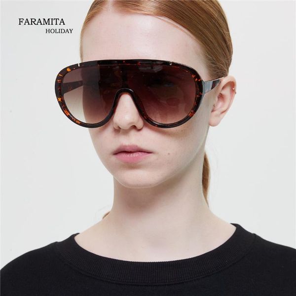 faramita holidaytoad glasses euro-american vintage oversized women men retro punk sun glasses sunglasses woman man gradient, White;black
faramita holidaytoad glasses euro-american vintage oversized women men retro punk sun glasses sunglasses woman man gradient, White;black