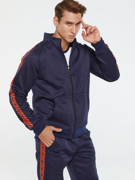 designer winter autumn thick warm mens outdoors sleeve long pants sports two piece set cotton coat sportwear casual hooded leeter jacket, Gray
designer winter autumn thick warm mens outdoors sleeve long pants sports two piece set cotton coat sportwear casual hooded leeter jacket, Gray