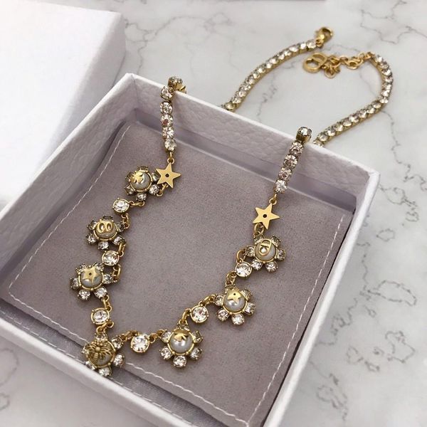 Explosion fashion little bee flower pearl designer jewelry luxury designer jewelry women necklace
Explosion fashion little bee flower pearl designer jewelry luxury designer jewelry women necklace