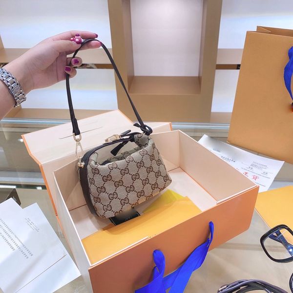 lunch box bag handbag wallet backpack main card holder duffle bag women handbags handbag horsebit card holder 2020 new, Silver
lunch box bag handbag wallet backpack main card holder duffle bag women handbags handbag horsebit card holder 2020 new, Silver