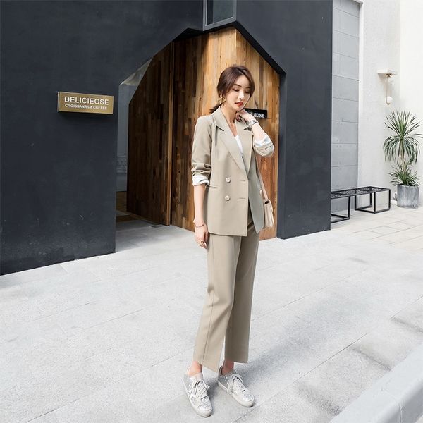 internet celebrity small suit 2020 new women's coat coatclothing korean style fashion loose casual small suit coat women's fashion, White;black
internet celebrity small suit 2020 new women's coat coatclothing korean style fashion loose casual small suit coat women's fashion, White;black
