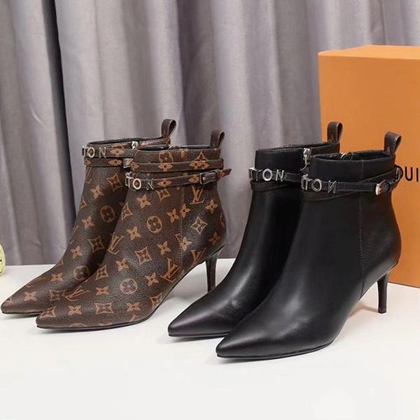 leather winter shoes women snow boots warm winter woman ankle boots female chaussures de femme luxury design womens shoes fashion type l469
leather winter shoes women snow boots warm winter woman ankle boots female chaussures de femme luxury design womens shoes fashion type l469