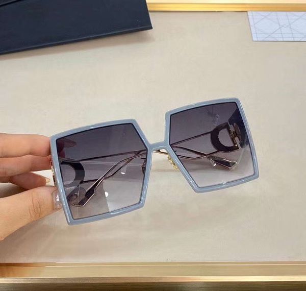 fashion oversize square sunglasses gold grey frame /grey shades sun glasses des lunettes de soleil women sunglasses with box, White;black
fashion oversize square sunglasses gold grey frame /grey shades sun glasses des lunettes de soleil women sunglasses with box, White;black