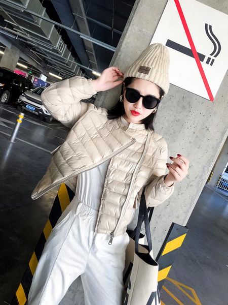 short solid color stand collar thin cotton jacket fashion casual office women's 2020 winter new parka coat, Black
short solid color stand collar thin cotton jacket fashion casual office women's 2020 winter new parka coat, Black