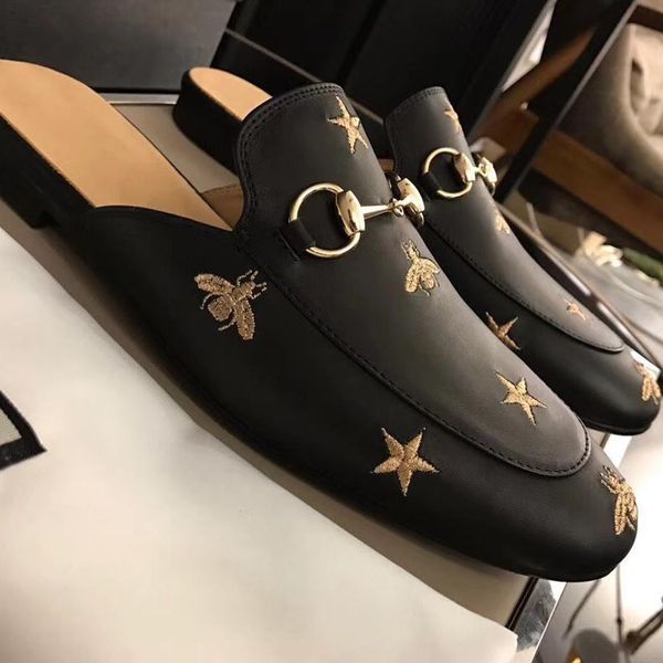 luxury mules princetown leather loafers men muller slipper shoes black star small bee metal chain men wonen fur slippers xshfbcl
luxury mules princetown leather loafers men muller slipper shoes black star small bee metal chain men wonen fur slippers xshfbcl