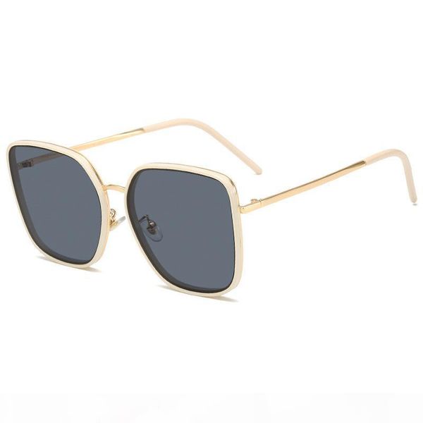 vintage oversized square woman sunglasses brand designer fashion hollow out gradient mirror eyewear men luxury sun glasses fml, White;black
vintage oversized square woman sunglasses brand designer fashion hollow out gradient mirror eyewear men luxury sun glasses fml, White;black