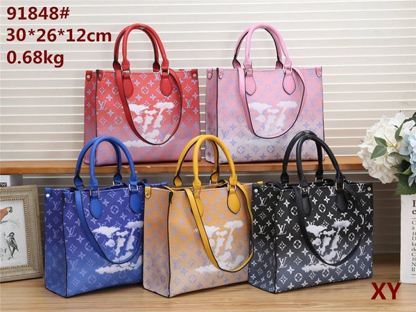 2020 new fashion casual tote bag shoulder messenger bags wallet handbag backpack women purse bag lv louis vuitton m20198, Golden;silver
2020 new fashion casual tote bag shoulder messenger bags wallet handbag backpack women purse bag lv louis vuitton m20198, Golden;silver