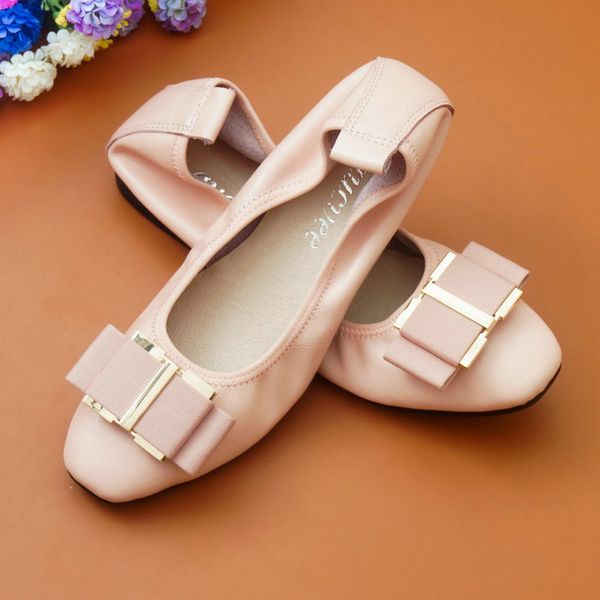 big size 35-43 square head mother shoes women genuine leather flat ballerina flats ballet shoes four seasons single, Black
big size 35-43 square head mother shoes women genuine leather flat ballerina flats ballet shoes four seasons single, Black