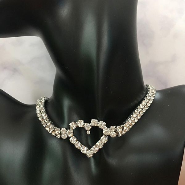 2019 моды сердце ожерелье кристалл полный choker для женщин короткие ключицы ожерелье, Golden;silver
2019 моды сердце ожерелье кристалл полный choker для женщин короткие ключицы ожерелье, Golden;silver
