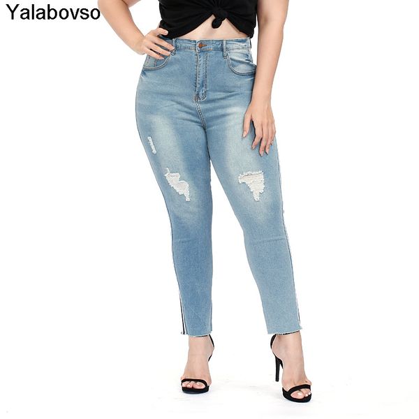 plus size women casual skinny jeans cropped pants light blue button waist trousers breathable elastic pencil pants
plus size women casual skinny jeans cropped pants light blue button waist trousers breathable elastic pencil pants