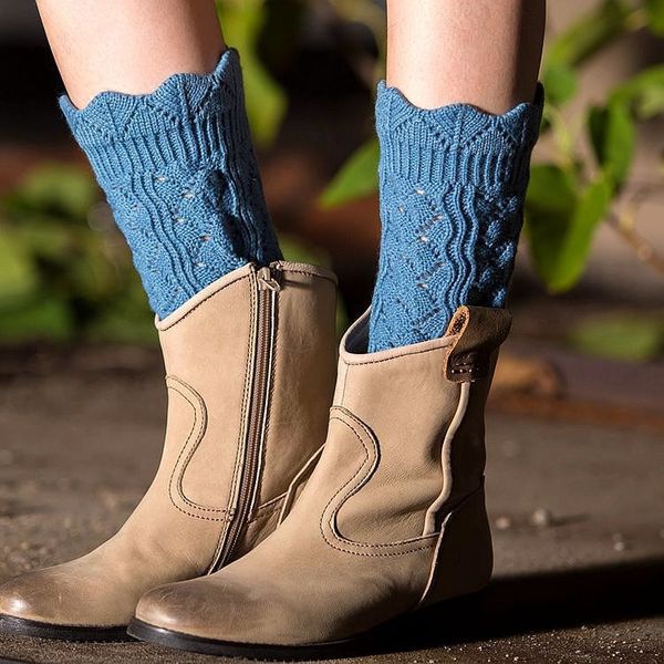 factory warm lace boot cuff imitation lace leg protector female warm fashion short hollow socks, Pink;yellow
factory warm lace boot cuff imitation lace leg protector female warm fashion short hollow socks, Pink;yellow