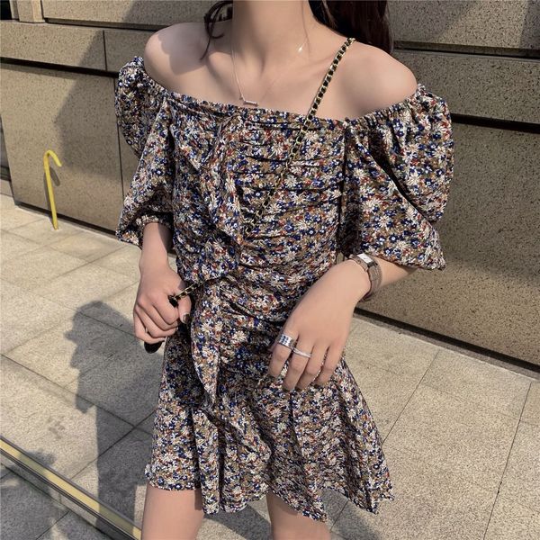 t5136 spring/summer new 2020 french pleated design rework floral bubble sleeves proud dress waist dress fashion, Black;gray
t5136 spring/summer new 2020 french pleated design rework floral bubble sleeves proud dress waist dress fashion, Black;gray