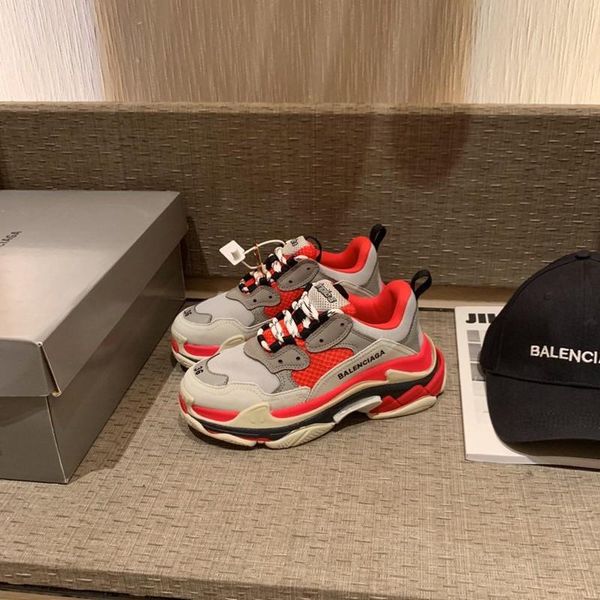 158designer to create casual and comfortable all-match sports shoes, travel shoes outsole non-slip design with original box delivery, Black
158designer to create casual and comfortable all-match sports shoes, travel shoes outsole non-slip design with original box delivery, Black
