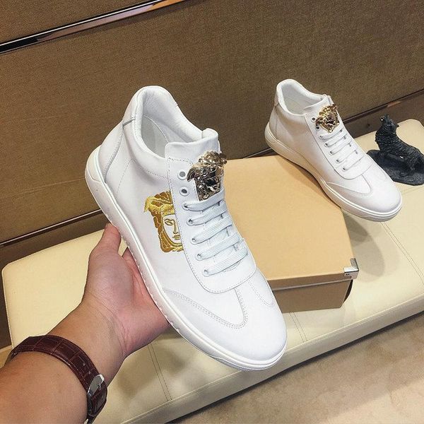 2020w fashion high-end men's leather casual shoes comfortable breathable high-shoes, fashion wild outdoor sports shoes, size: 38-45
2020w fashion high-end men's leather casual shoes comfortable breathable high-shoes, fashion wild outdoor sports shoes, size: 38-45