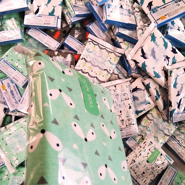 new four seasons waterproof breathable beach mat outdoor diaper mat baby cotton three-layer bamboo fiber diaper pad
new four seasons waterproof breathable beach mat outdoor diaper mat baby cotton three-layer bamboo fiber diaper pad