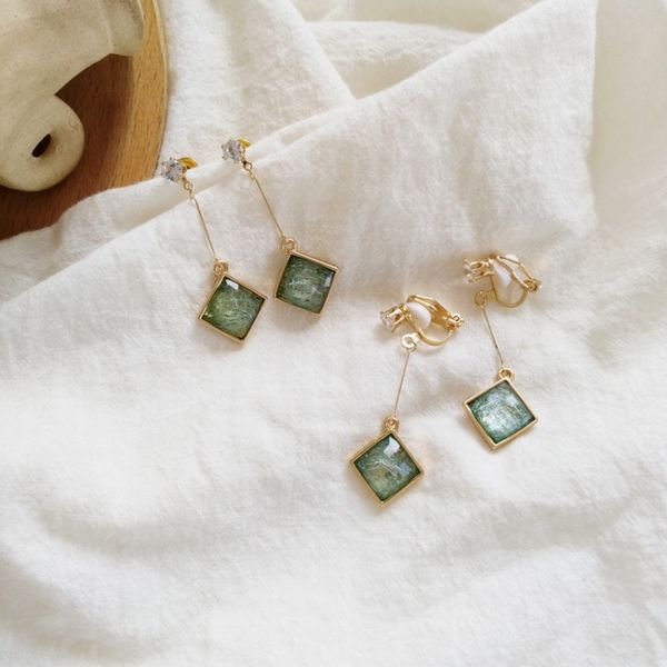 s925 silver fashion french earrings simple word long earrings fresh green forest diamond earrings, Golden
s925 silver fashion french earrings simple word long earrings fresh green forest diamond earrings, Golden