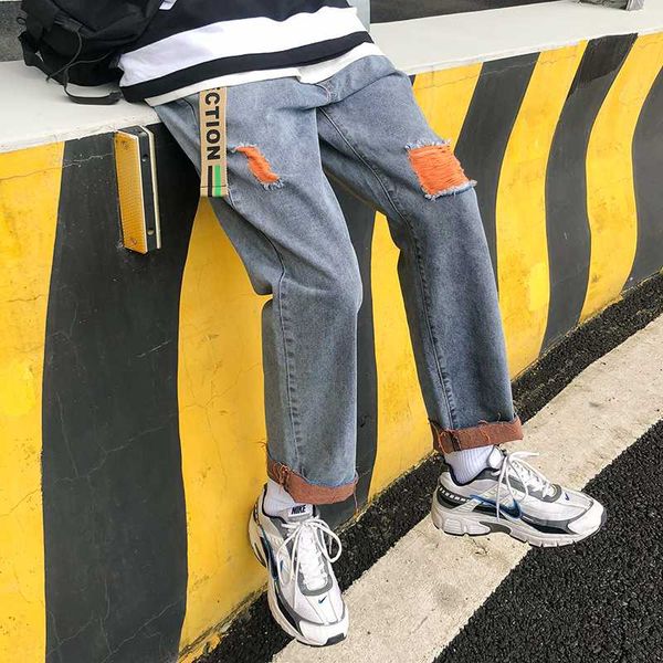men's jeans 2020 spring and summer new handsome solid color hole loose nine points jeans young personality fashion trend men's, Blue
men's jeans 2020 spring and summer new handsome solid color hole loose nine points jeans young personality fashion trend men's, Blue