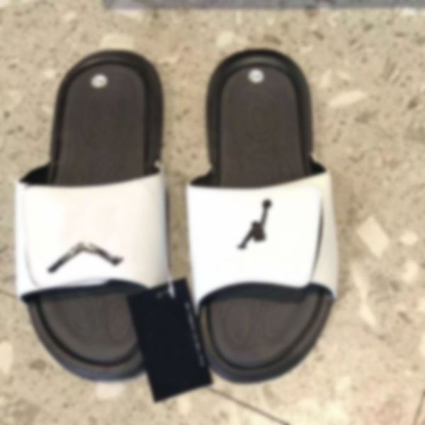 мужского конструктор слайды luxury трусы спорт марка баскетбол sneaker вьетнамка открытого ade3 20071401x
мужского конструктор слайды luxury трусы спорт марка баскетбол sneaker вьетнамка открытого ade3 20071401x