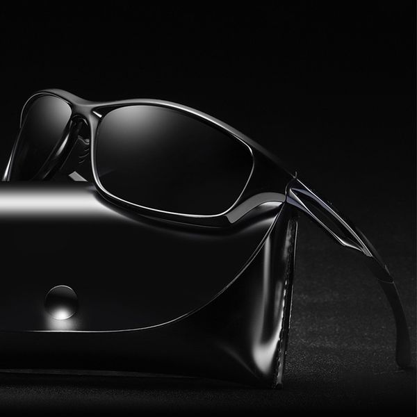 2020 new luxury polarized sunglasses men's driving shades male sun glasses vintage driving travel fishing classic sun glasses, White;black
2020 new luxury polarized sunglasses men's driving shades male sun glasses vintage driving travel fishing classic sun glasses, White;black