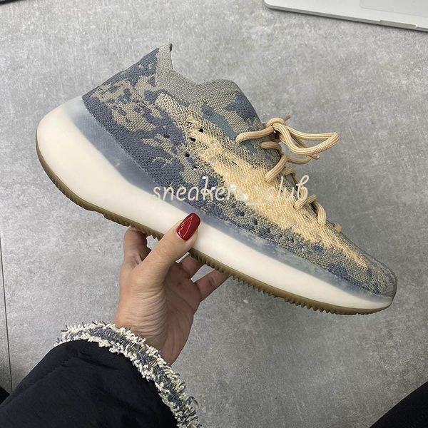 top качество 2020 kanye west мужчины женщины кроссовки 380 v3 чужеродных mist светоотражающие синий овсяные светоотражающие черный onyx36-45
top качество 2020 kanye west мужчины женщины кроссовки 380 v3 чужеродных mist светоотражающие синий овсяные светоотражающие черный onyx36-45