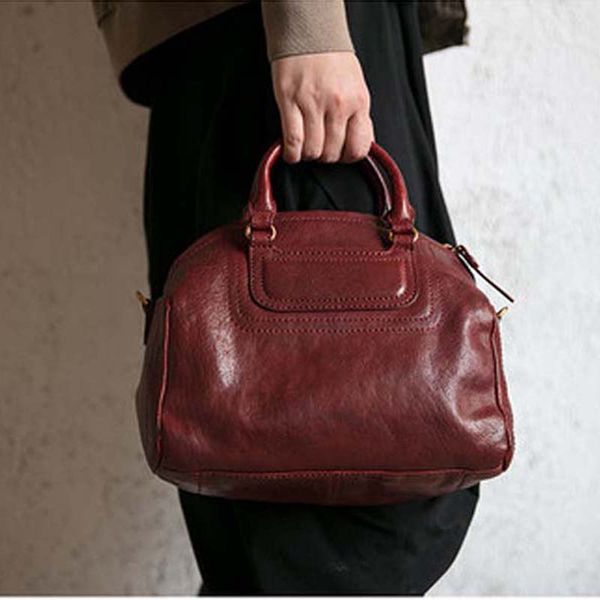 aetoo one-shoulder diagonal female baotou layer real cowhide retro trendy chain casual small bag
aetoo one-shoulder diagonal female baotou layer real cowhide retro trendy chain casual small bag
