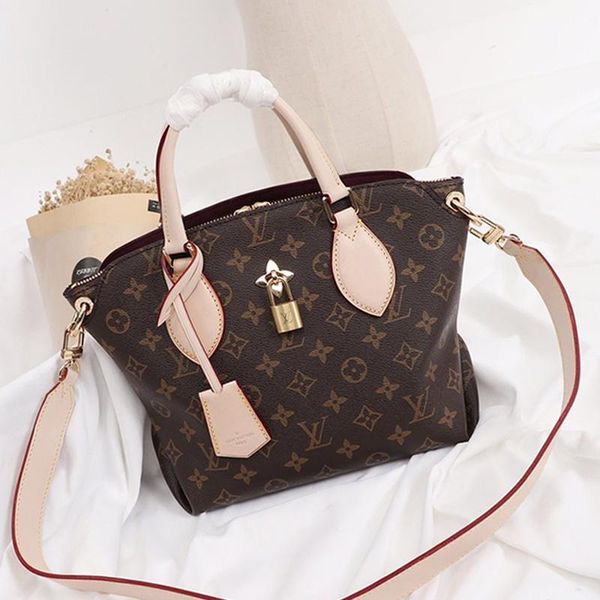 fast delivery women leather crossbody bag handle totes messenger bags womens luxury designer bag handbags ladies crossbody bag drop ship
fast delivery women leather crossbody bag handle totes messenger bags womens luxury designer bag handbags ladies crossbody bag drop ship
