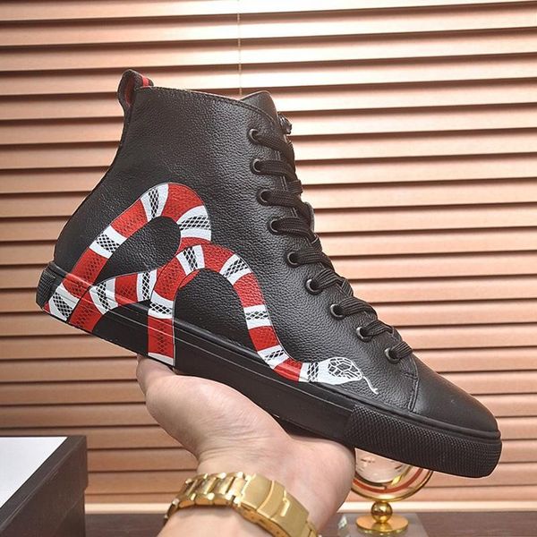 luxury design men sneaker shoes leather gifts mens sports casual lace -up zapatos de hombre men shoes fashion footwears ankl
luxury design men sneaker shoes leather gifts mens sports casual lace -up zapatos de hombre men shoes fashion footwears ankl