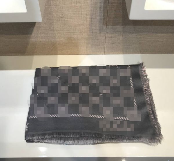 luxury scarf new letter check plaid scarfs winter spring mens womens print cashmere fasion neckerchief scarves 2 colors l 2021103p, Blue;gray
luxury scarf new letter check plaid scarfs winter spring mens womens print cashmere fasion neckerchief scarves 2 colors l 2021103p, Blue;gray