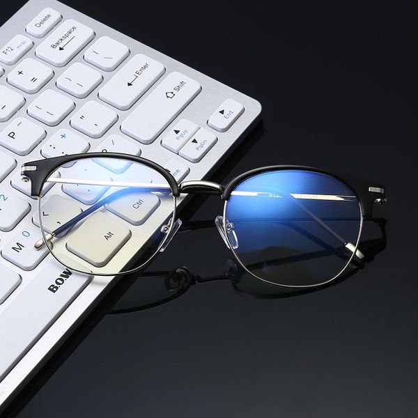 2019 new kick-off anti-blue light radiation plain business simple frame myopia glasses men's and women's metal myopia glasses fram, Silver
2019 new kick-off anti-blue light radiation plain business simple frame myopia glasses men's and women's metal myopia glasses fram, Silver