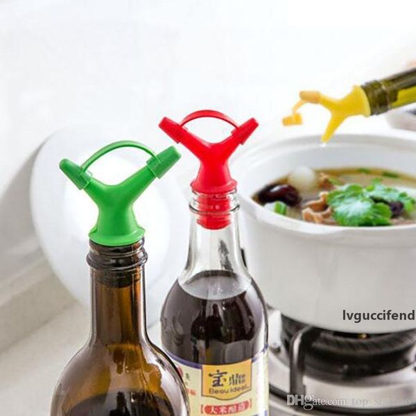 2018 double oil bottle mouth ser plastic sauce bottles nozzle caps wine ser pour the liquid guiding device dhl xl-438
2018 double oil bottle mouth ser plastic sauce bottles nozzle caps wine ser pour the liquid guiding device dhl xl-438