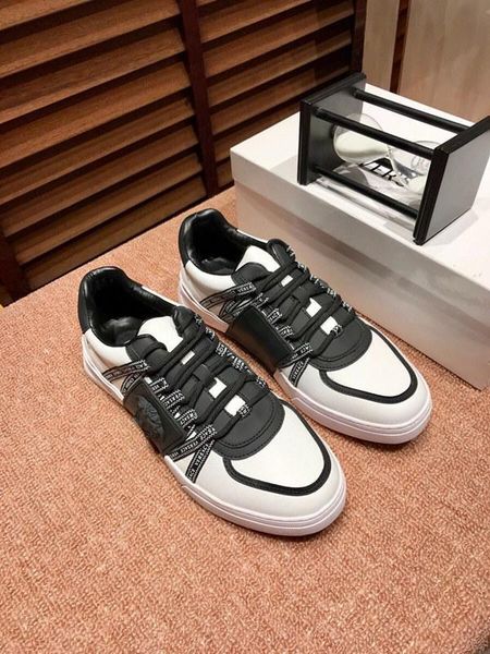 2020j fashion men's running shoes luxury casual shoes breathable leather classic sneakers low-party shoes, size: 38-451, Black
2020j fashion men's running shoes luxury casual shoes breathable leather classic sneakers low-party shoes, size: 38-451, Black