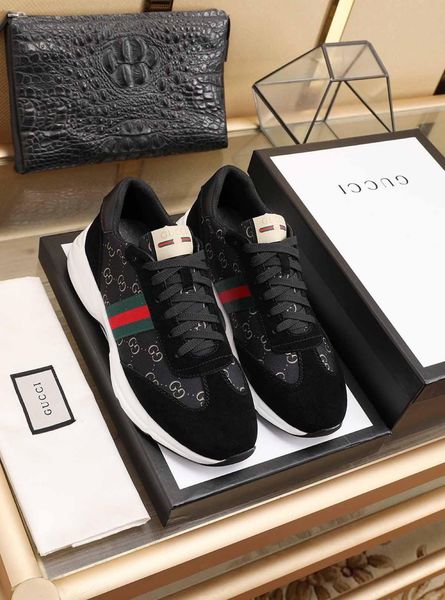 2020jn limited edition new fashion trend wild men's casual comfortable shoes hiking shoes sports shoes original box packaging, Black
2020jn limited edition new fashion trend wild men's casual comfortable shoes hiking shoes sports shoes original box packaging, Black