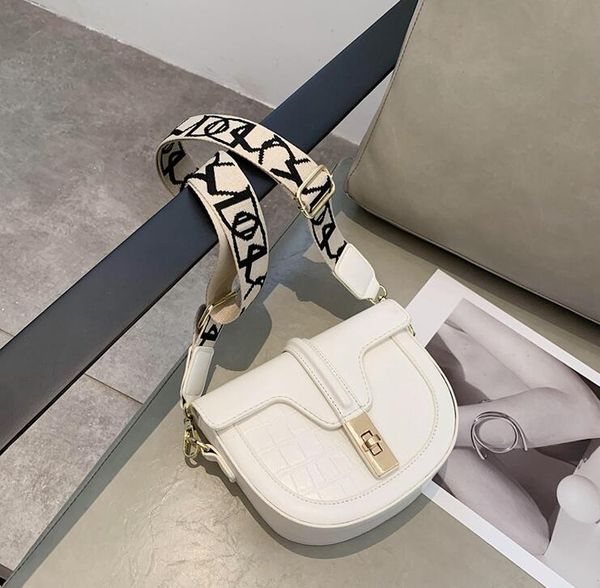 ins saddle bag design женские сумки на ремне широкий ремни малый crossbody моды сестра дорожная сумка
ins saddle bag design женские сумки на ремне широкий ремни малый crossbody моды сестра дорожная сумка