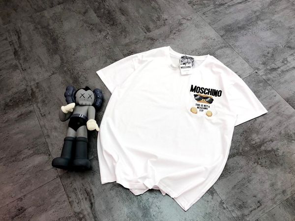 20ss new luxurys mos designer sunglasses bear embroidery tee breathable short sleeve tshirt men women casual outdoor streetwear tshirts 7.20, Black;green
20ss new luxurys mos designer sunglasses bear embroidery tee breathable short sleeve tshirt men women casual outdoor streetwear tshirts 7.20, Black;green