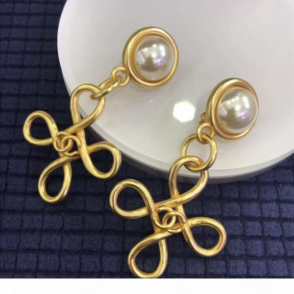 a selling new high -end customized ruyi knot pendant earrings wild fashion earrings, Golden
a selling new high -end customized ruyi knot pendant earrings wild fashion earrings, Golden