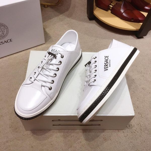 2020z limited edition men's leather little bee embroidery low casual shoes large size fashion lace up sneakers, size: 38-45, Black
2020z limited edition men's leather little bee embroidery low casual shoes large size fashion lace up sneakers, size: 38-45, Black