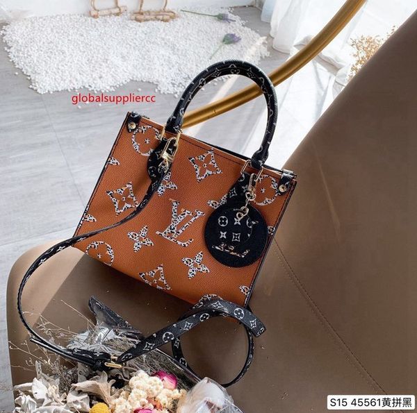 luxury leather fashion crossbody women handbag shoulder messenger chain clutch leather hand bags - 2905
luxury leather fashion crossbody women handbag shoulder messenger chain clutch leather hand bags - 2905