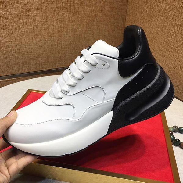 oversized runner men 's shoes lightweight soft footwears breathable shoes lace -up plus size mens shoes zapatos de hombre, Black
oversized runner men 's shoes lightweight soft footwears breathable shoes lace -up plus size mens shoes zapatos de hombre, Black