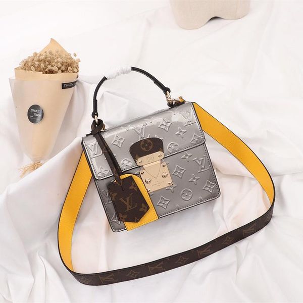 new arrival luxury women bag vintage classic crossbody bag simple style lady totes leather shoulder bags messenger bags bolso bandolera
new arrival luxury women bag vintage classic crossbody bag simple style lady totes leather shoulder bags messenger bags bolso bandolera