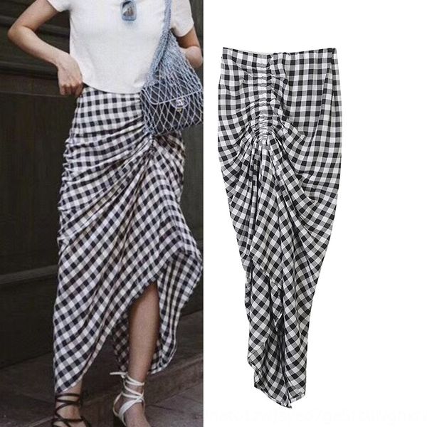 spring and summer new fashion plaid pleated blogger same color contrast black and white plaid skirt pleated split slimming skirt
spring and summer new fashion plaid pleated blogger same color contrast black and white plaid skirt pleated split slimming skirt